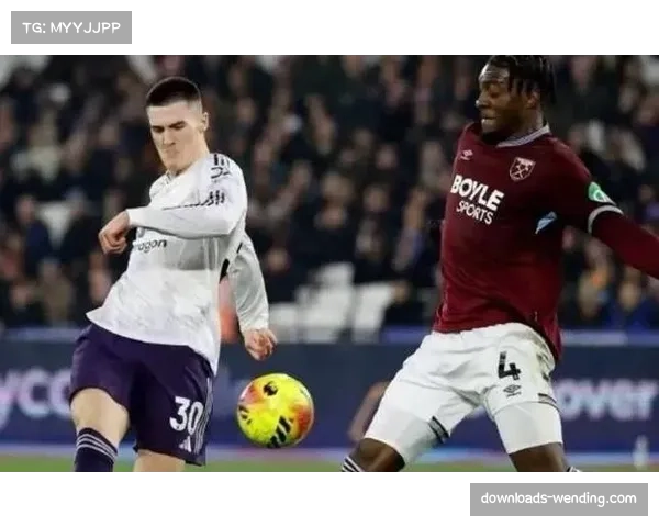 西汉姆联1-1战平曼联 舍什科读秒绝平抢回一分